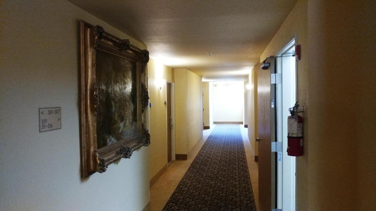 Palace & Hotel Lincoln City