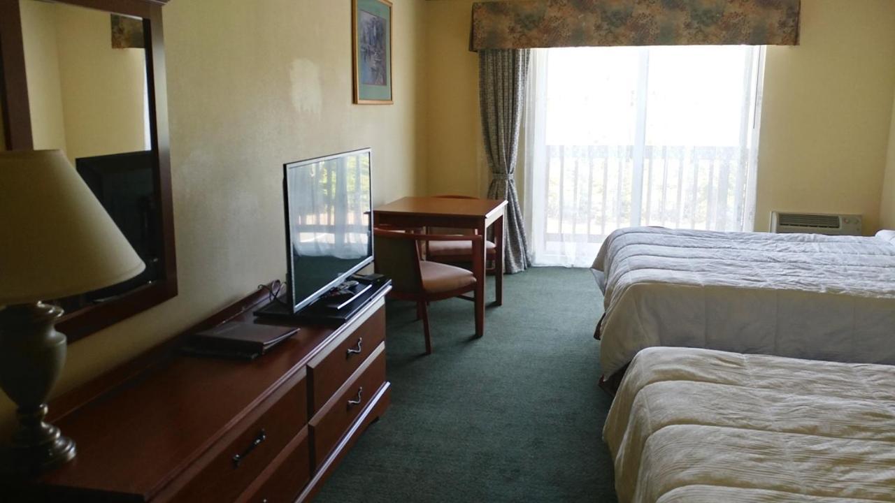 Palace & Hotel Lincoln City