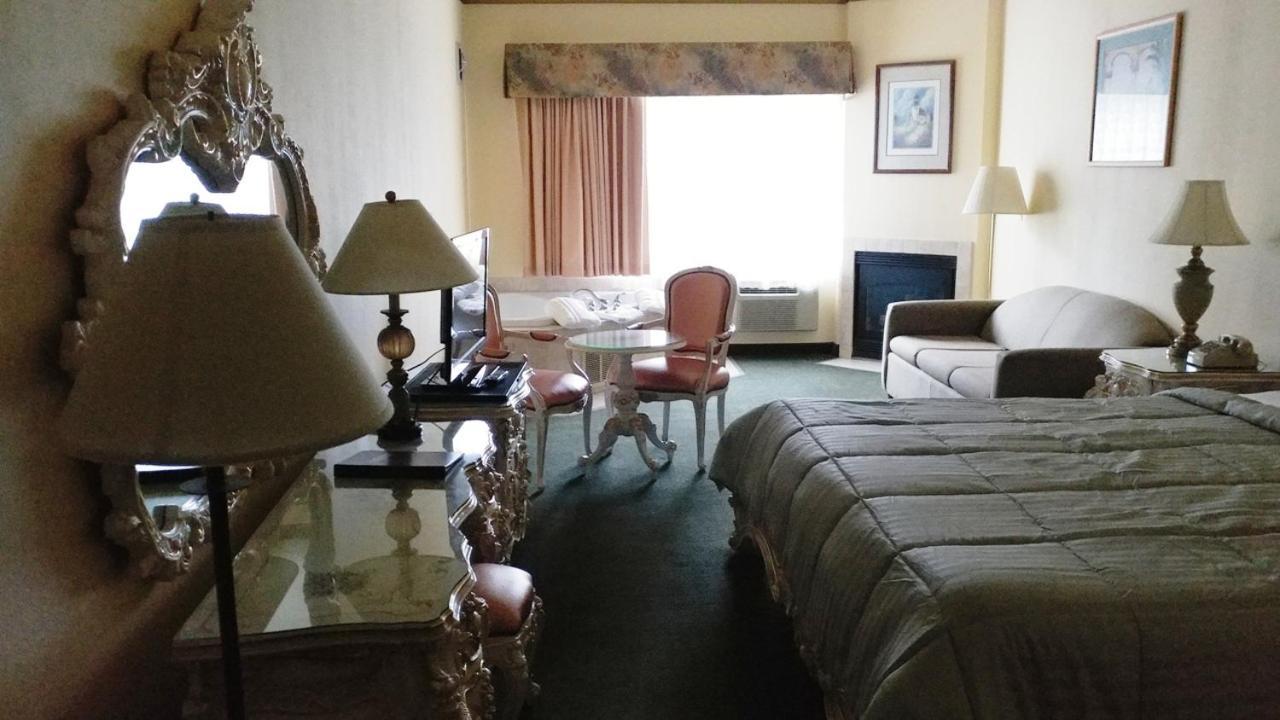 Palace & Hotel 3*