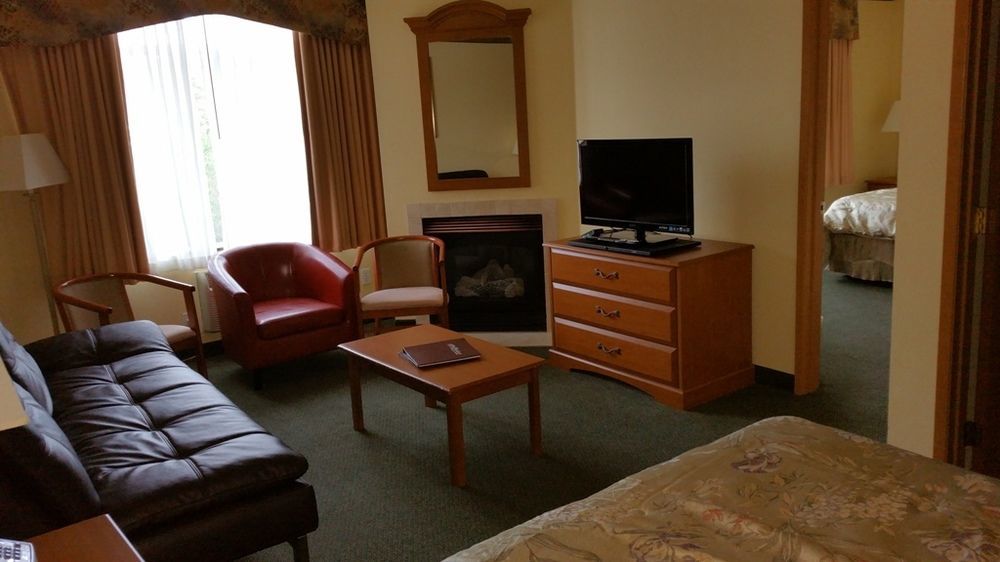 Palace & 3* Lincoln City