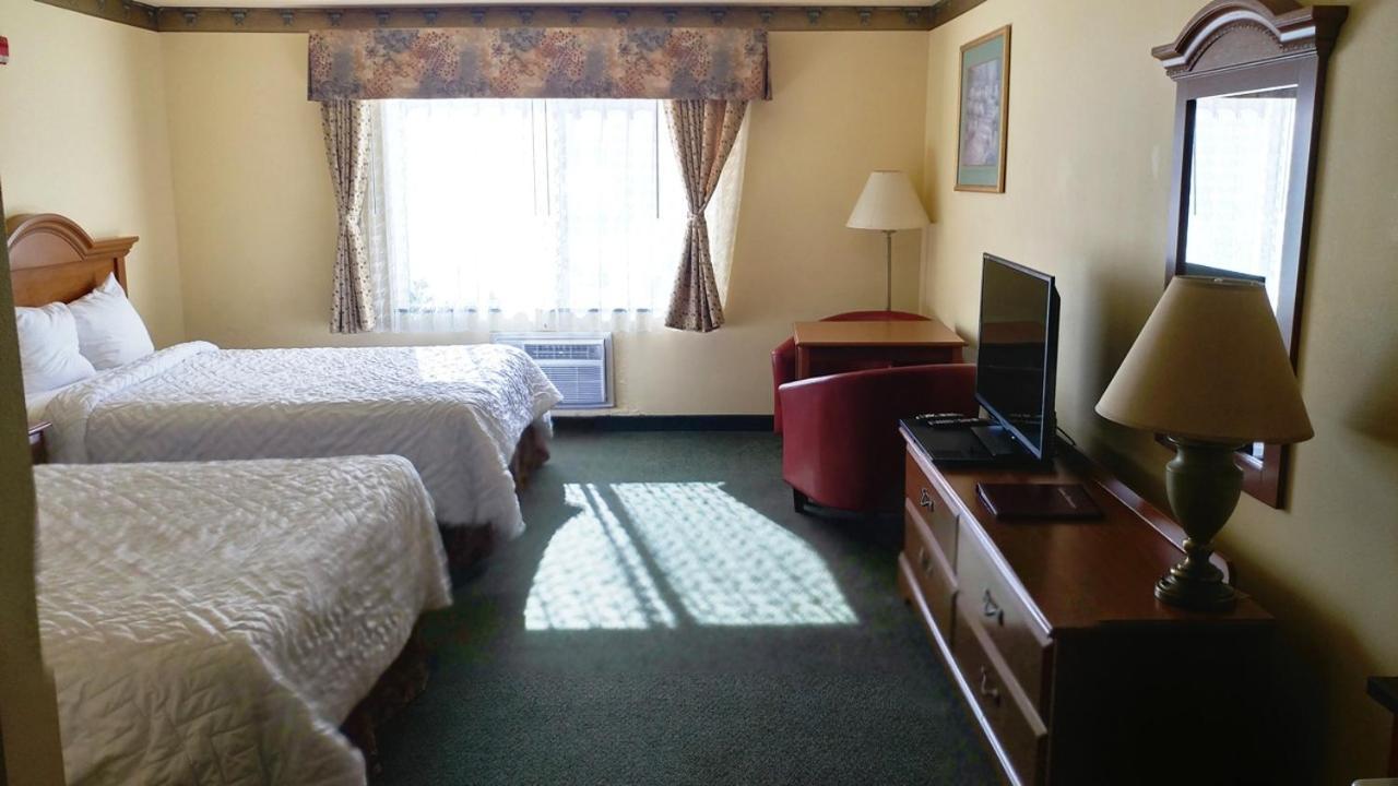 Palace & Hotel Lincoln City