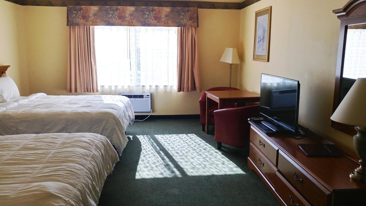 Palace & Hotel Lincoln City
